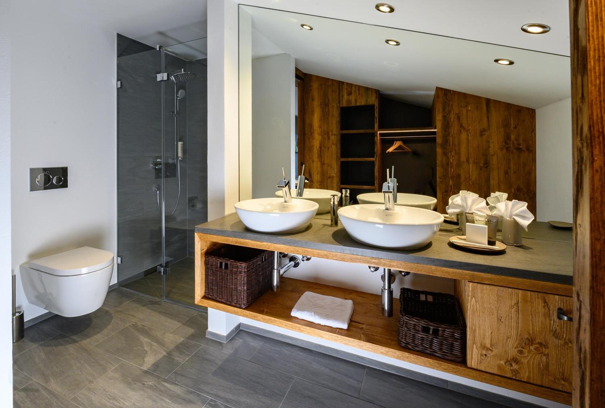 La Val Hotel & Spa Breíl المظهر الخارجي الصورة