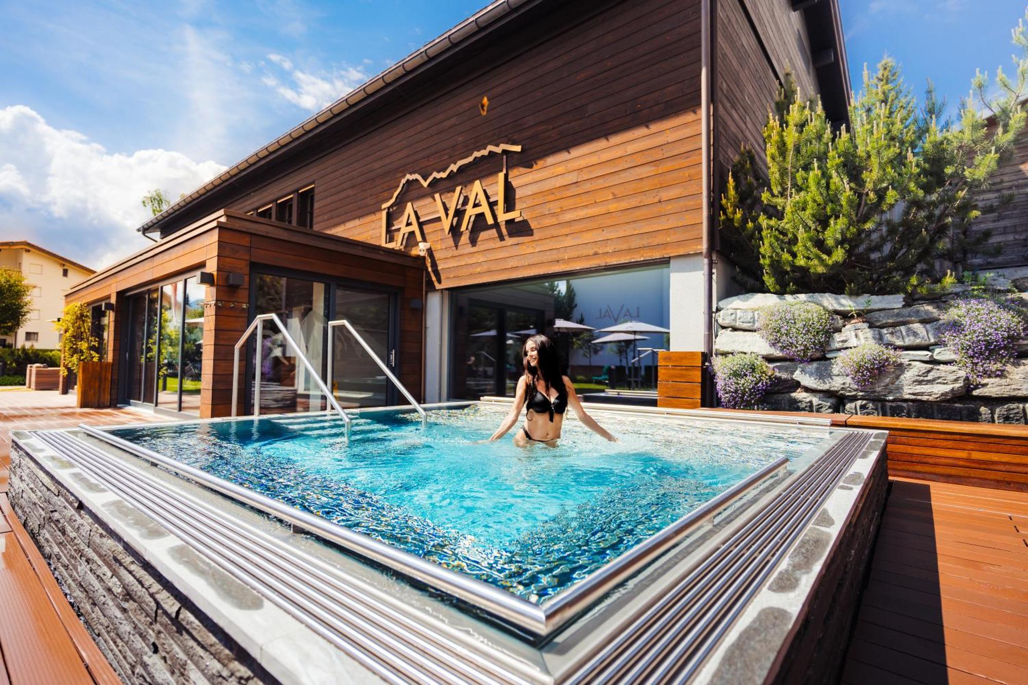 La Val Hotel & Spa Breíl المظهر الخارجي الصورة